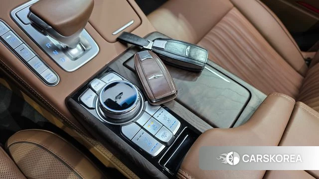 Genesis G90 id 4459169 из Кореи 4