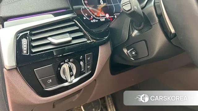 BMW 6 Series GT (G32) 2023 Серый из Кореи, фото 4