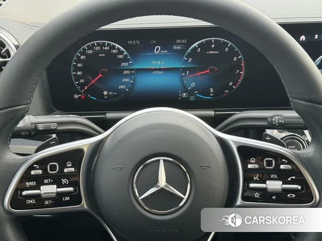 Mercedes-Benz GLA id 4209777 из Китая 4