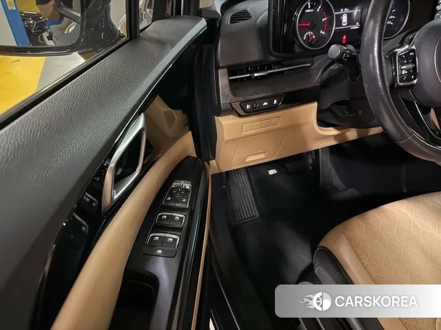 Kia Carnival 4th generation 2021 Серый из Кореи, фото 4