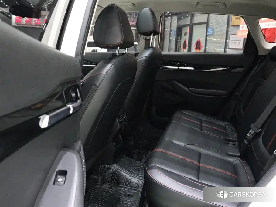 Kia KX3 2022 Белый из Китая, фото 4