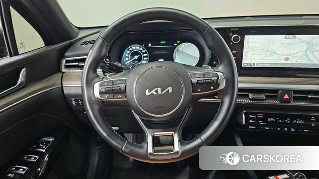 Kia K5 3rd generation 2023 Серый из Кореи, фото 4