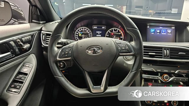 Infiniti Q30 id 4345319 из Кореи 4