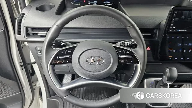 Hyundai Staria 2023 Белый из Кореи, фото 4