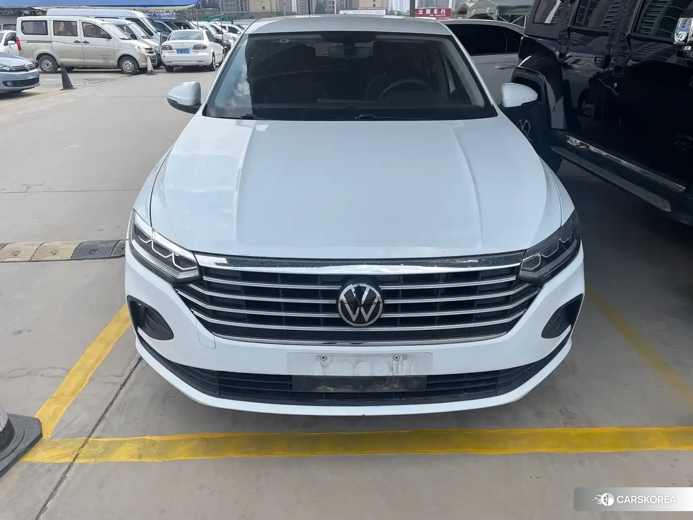 Volkswagen Lavida 2023 Белый из Китая, фото 4
