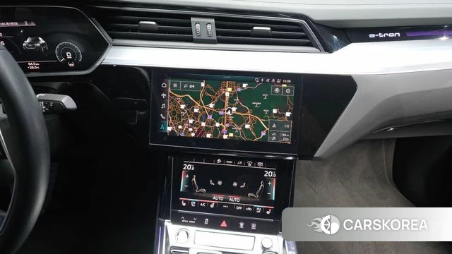 Audi e-Tron 2022 Черный из Кореи, фото 4