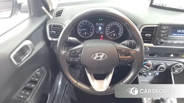 Hyundai Venue 2020 Серебряный из Кореи, фото 4