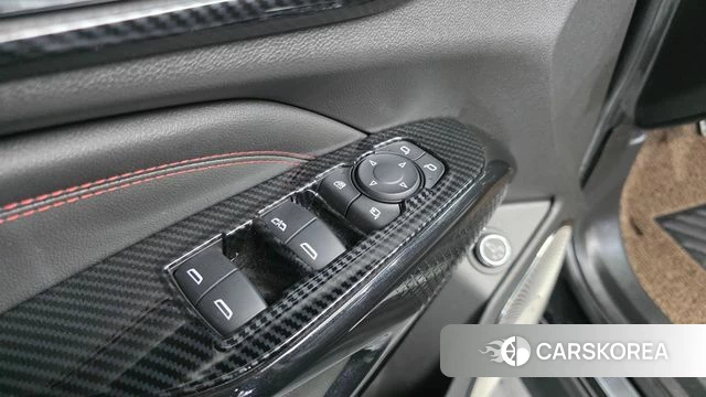 Chevrolet (GM Daewoo) Trax Crossover 2024 Черный из Кореи, фото 4