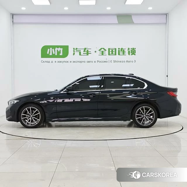 BMW 3 series 2023 Черный из Китая, фото 4