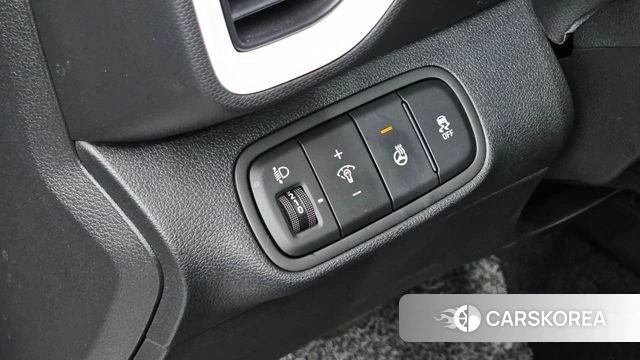 Hyundai Venue 2023 Белый из Кореи, фото 4