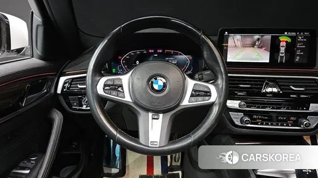 BMW 5 Series (G30) 2022 Белый из Кореи, фото 4