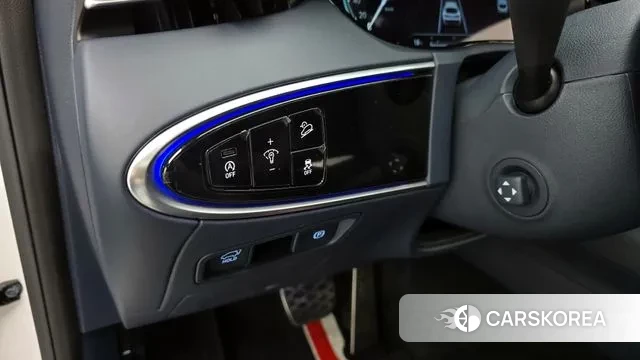 Genesis GV70 2023 Белый из Кореи, фото 4