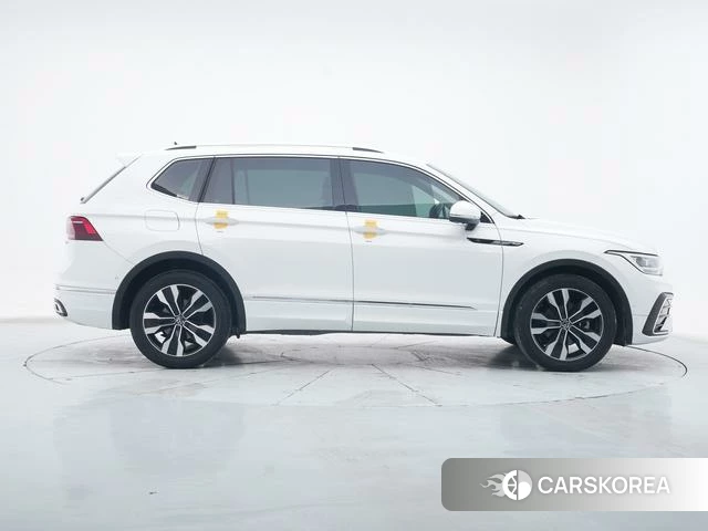 Volkswagen Tiguan L 2023 Белый из Китая, фото 4
