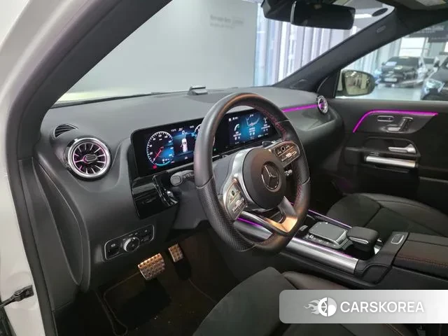 Mercedes-Benz GLA - Class H247 2023 Белый из Кореи, фото 4