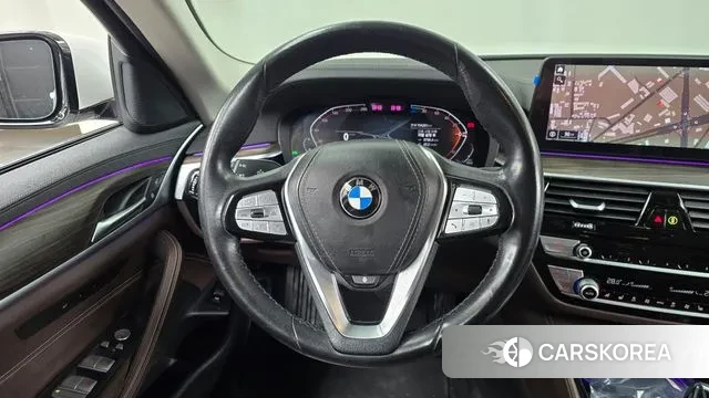 BMW 5 Series (G30) 2020 Белый из Кореи, фото 4