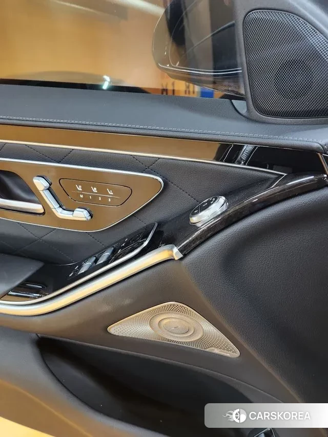 Mercedes-Benz S-Class W223 2023 Цвет галактики из Кореи, фото 4