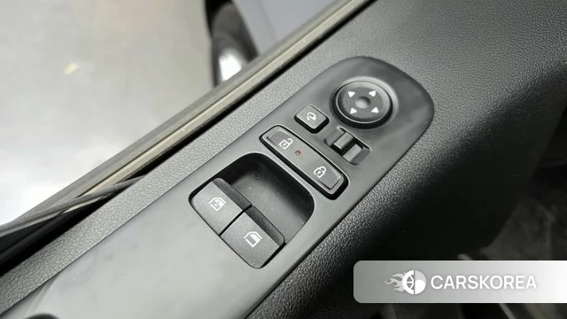 Hyundai Staria 2024 Серебряный из Кореи, фото 4