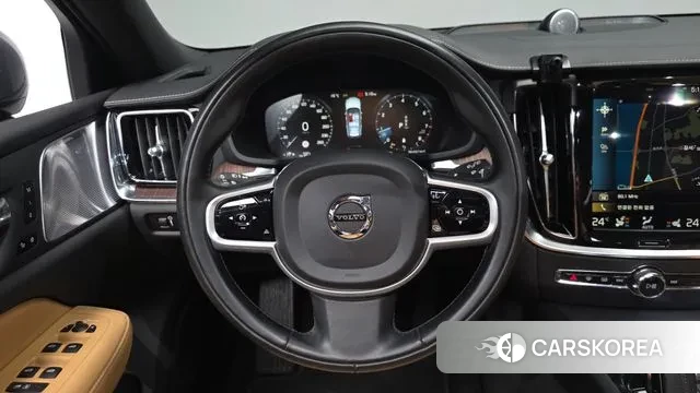 Volvo V60 Cross-Country 2nd Generation 2021 Серый из Кореи, фото 4