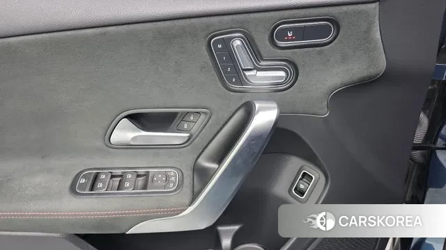 Mercedes-Benz A-Class W177 2022 Синий из Кореи, фото 4