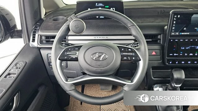 Hyundai Staria 2023 Черный из Кореи, фото 4