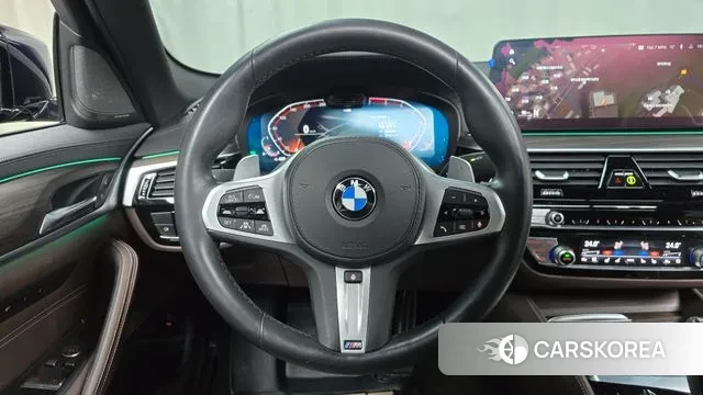 BMW 5 Series (G30) 2021 Черный из Кореи, фото 4