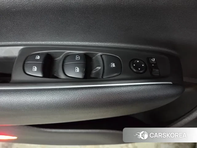 Renault Korea (Samsung) The New QM6 2019 Жемчужный цвет из Кореи, фото 4