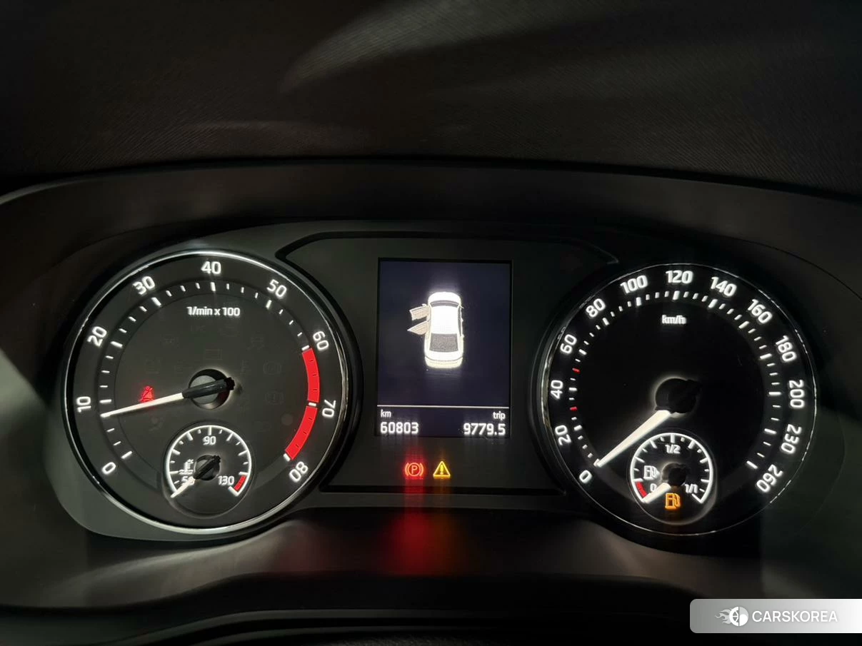 Skoda Octavia 2021 Белый из Китая, фото 4