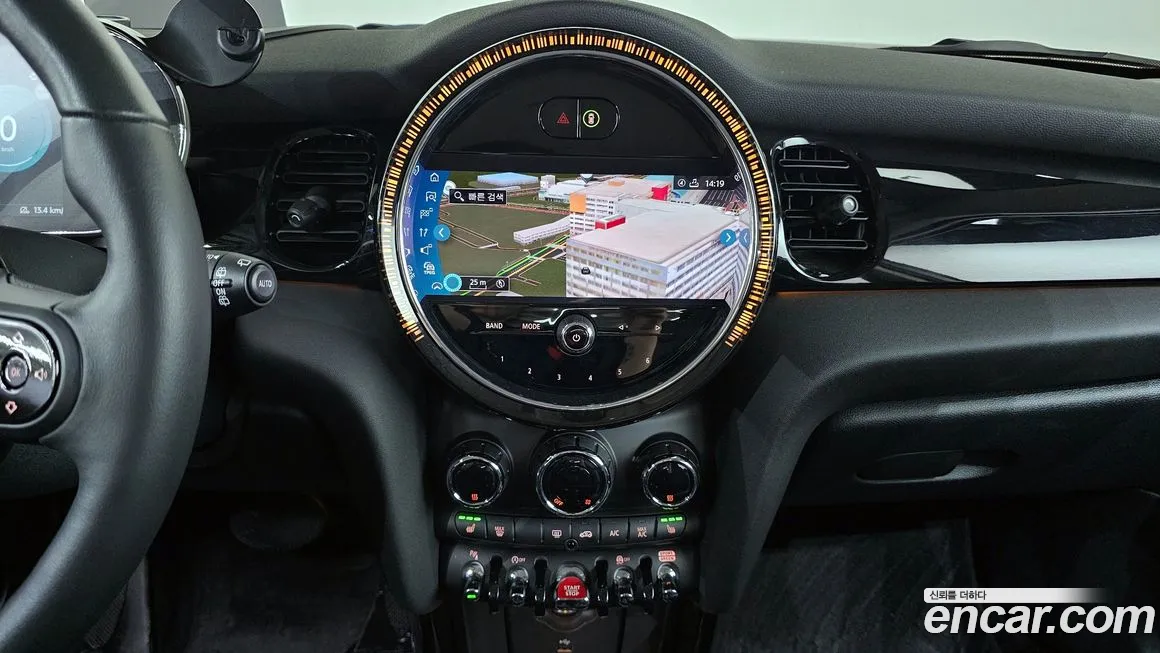 Mini Cooper 2023 Песочный из Кореи, фото 4