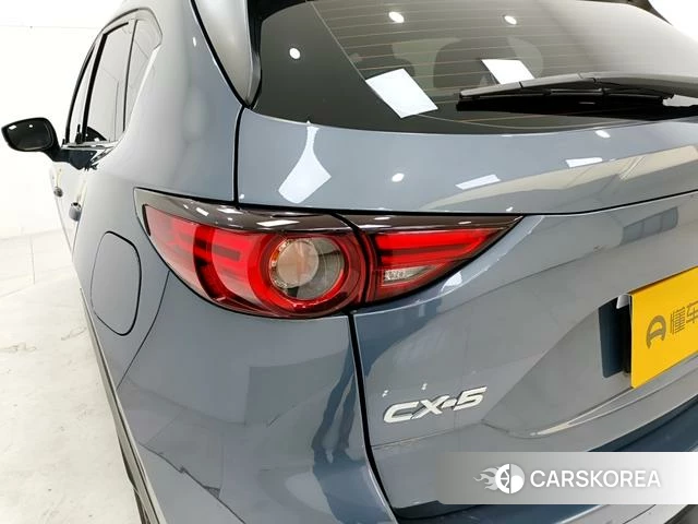Mazda CX-5 2021 Темно-серый из Китая, фото 4
