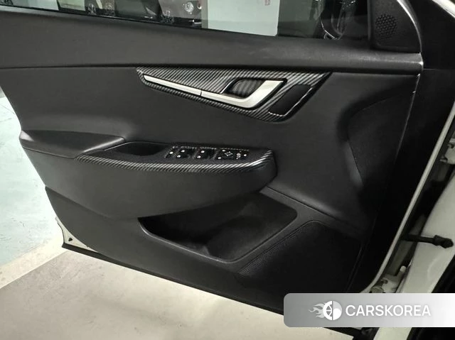 Kia EV6 2021 Белый из Кореи, фото 4