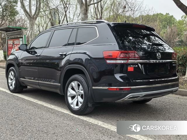 Volkswagen Tourang 2019 Черный из Китая, фото 4