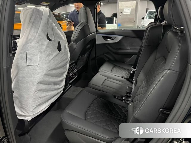 Audi Q7 (4M) 2026 Черный из Кореи, фото 4