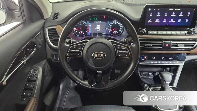 Kia Seltos 2019 Белый из Кореи, фото 4