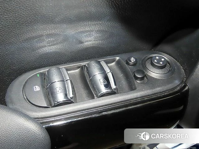 Mini Cooper 2023 Черный из Кореи, фото 4