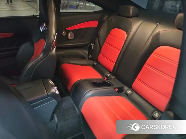 Mercedes-Benz C-Class W205 2018 Белый из Кореи, фото 4