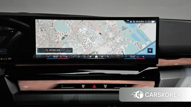 BMW 5 Series (G60) 2025 Черный из Кореи, фото 4