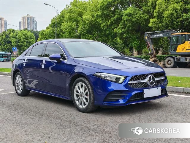 Mercedes-Benz Class A 2021 Синий из Китая, фото 4