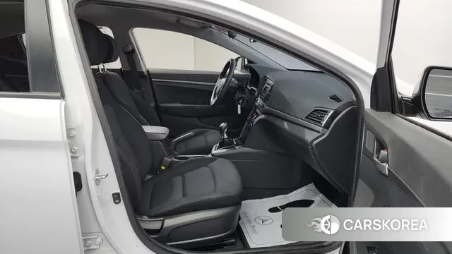 Hyundai Avante AD 2018 Белый из Кореи, фото 4