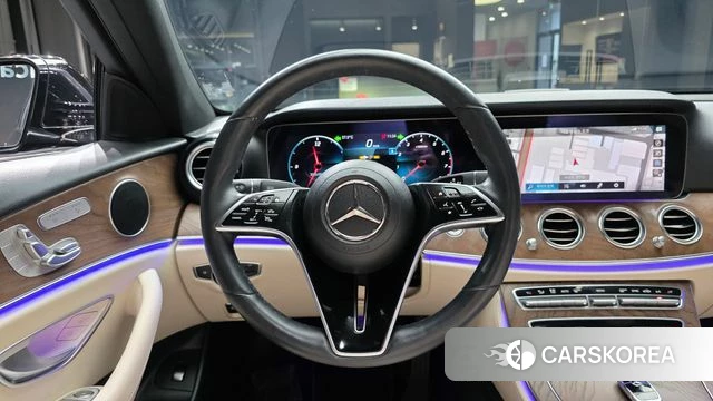 Mercedes-Benz E-Class W213 2023 Черный из Кореи, фото 4