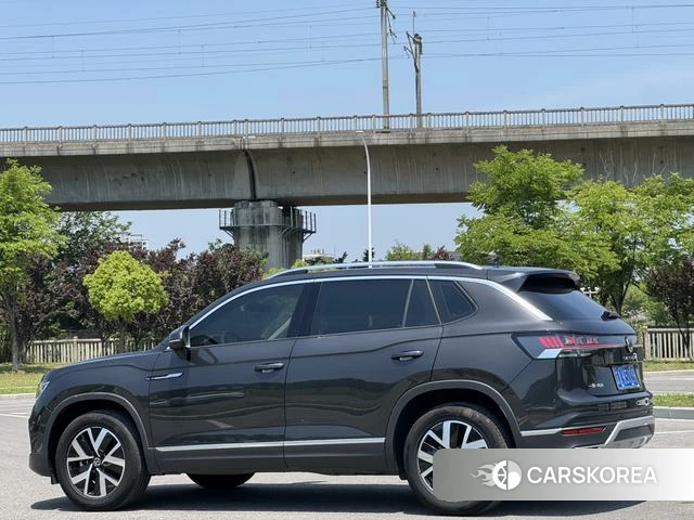 Volkswagen Tanyue 2024 Черный из Китая, фото 4
