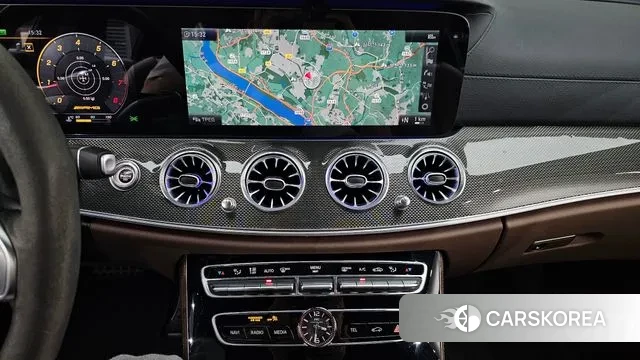 Mercedes-Benz E-Class W213 2019 Белый из Кореи, фото 4