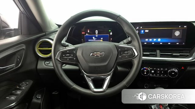 Chevrolet (GM Daewoo) Trax Crossover 2023 Серебряный из Кореи, фото 4