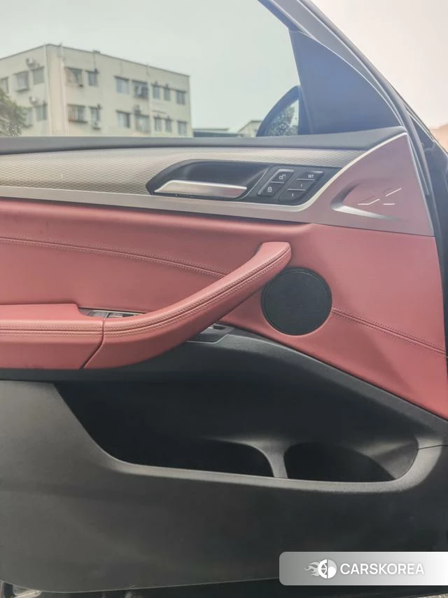 BMW X4 2021 Черный из Китая, фото 4