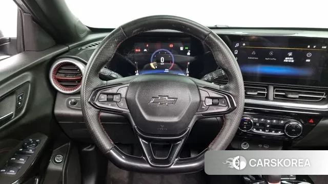 Chevrolet (GM Daewoo) Trax Crossover 2024 Серебристо-серый из Кореи, фото 4