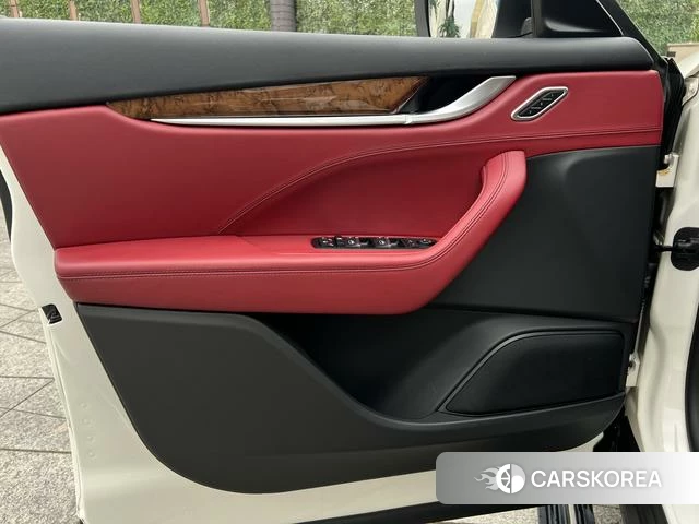Maserati Levante 2018 Белый из Китая, фото 4