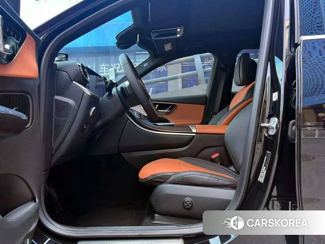 Mercedes-Benz GLC 2023 Черный из Китая, фото 4