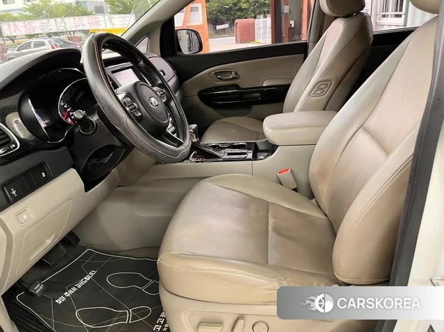 Kia The New Carnival 2018 Белый из Кореи, фото 4