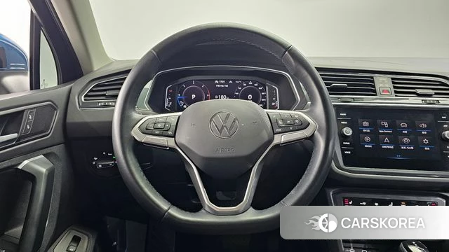 Volkswagen Tiguan second Generation 2021 Синий из Кореи, фото 4