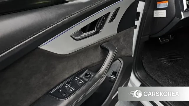 Audi Q8 (4M) 2021 Белый из Кореи, фото 4