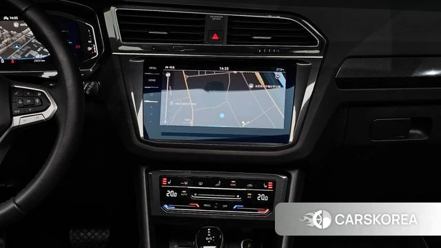 Volkswagen Tiguan second Generation 2022 Белый из Кореи, фото 4